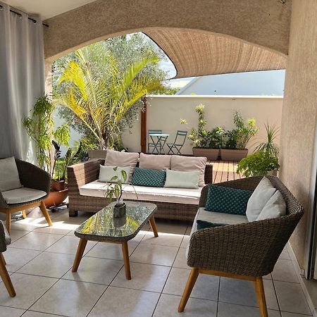 Villa Etang Sale Les Bains Avec Piscine Privee Екстер'єр фото
