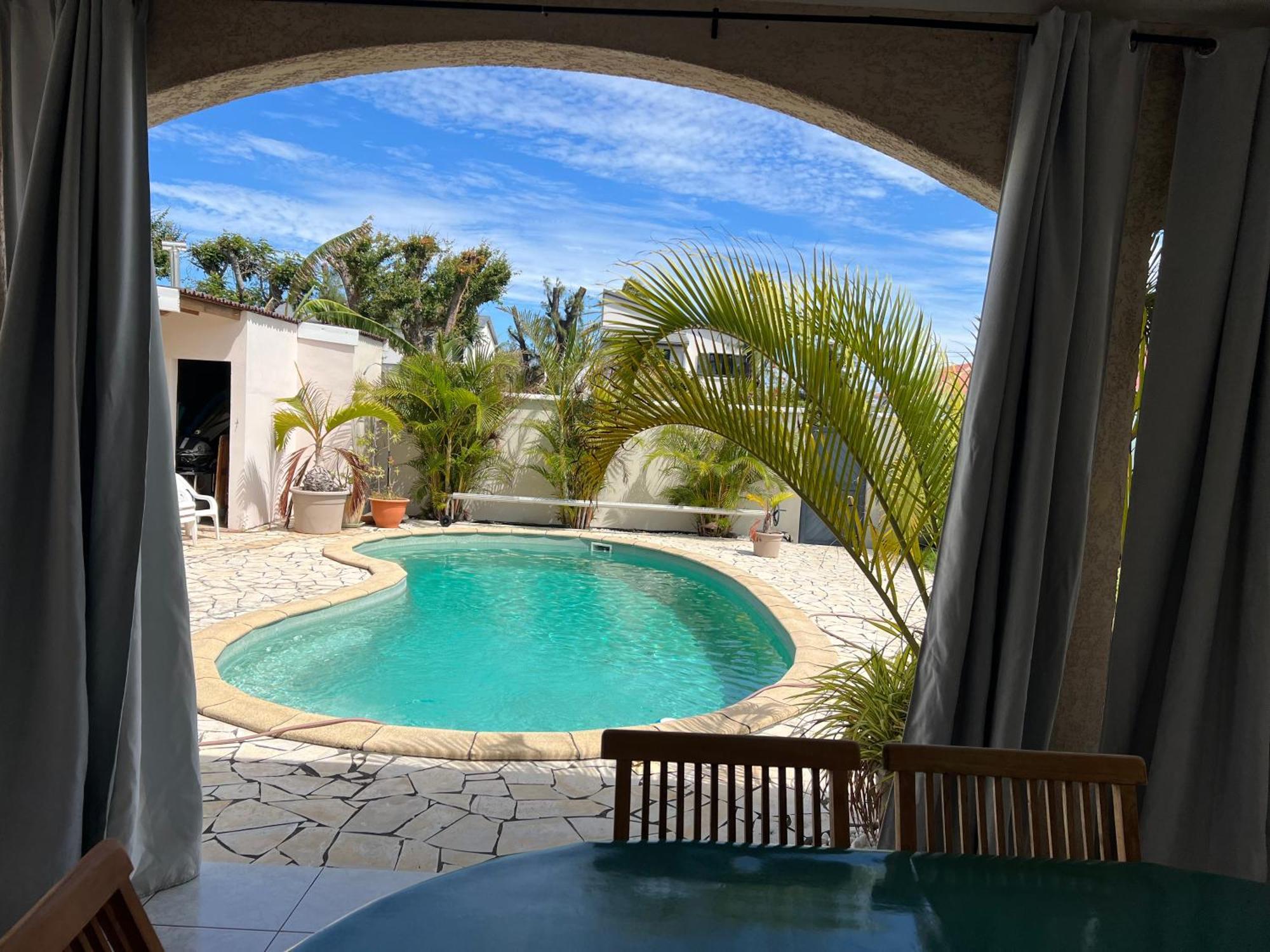 Villa Etang Sale Les Bains Avec Piscine Privee Екстер'єр фото